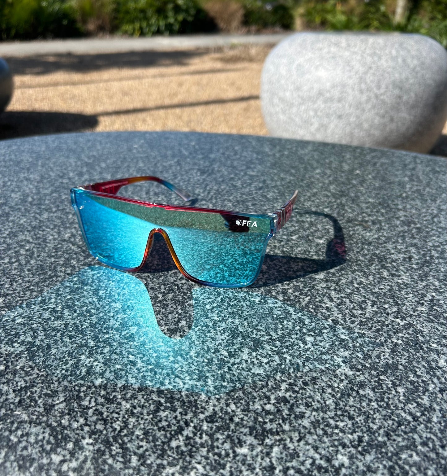 **FFA Sunglasses – Stylish UV 400 Protection for Summer**