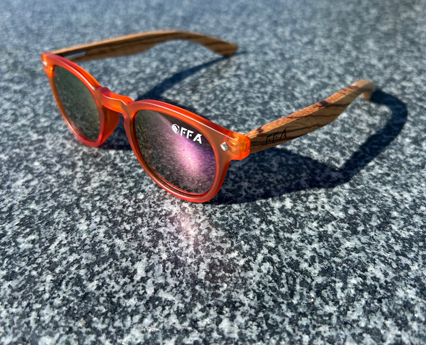 Kid’s sunglasses polarised scratch resistant wooden sunglasses!